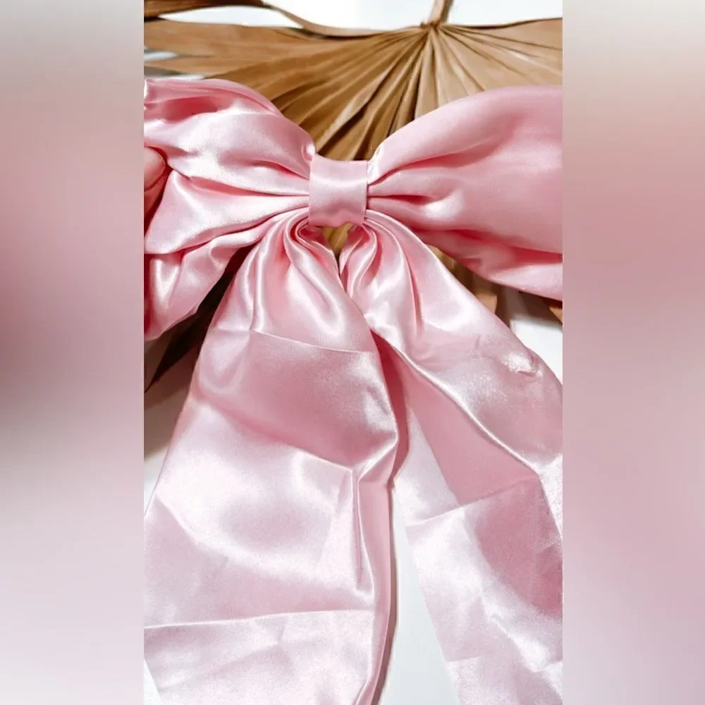 Pink  bow hair clips S601